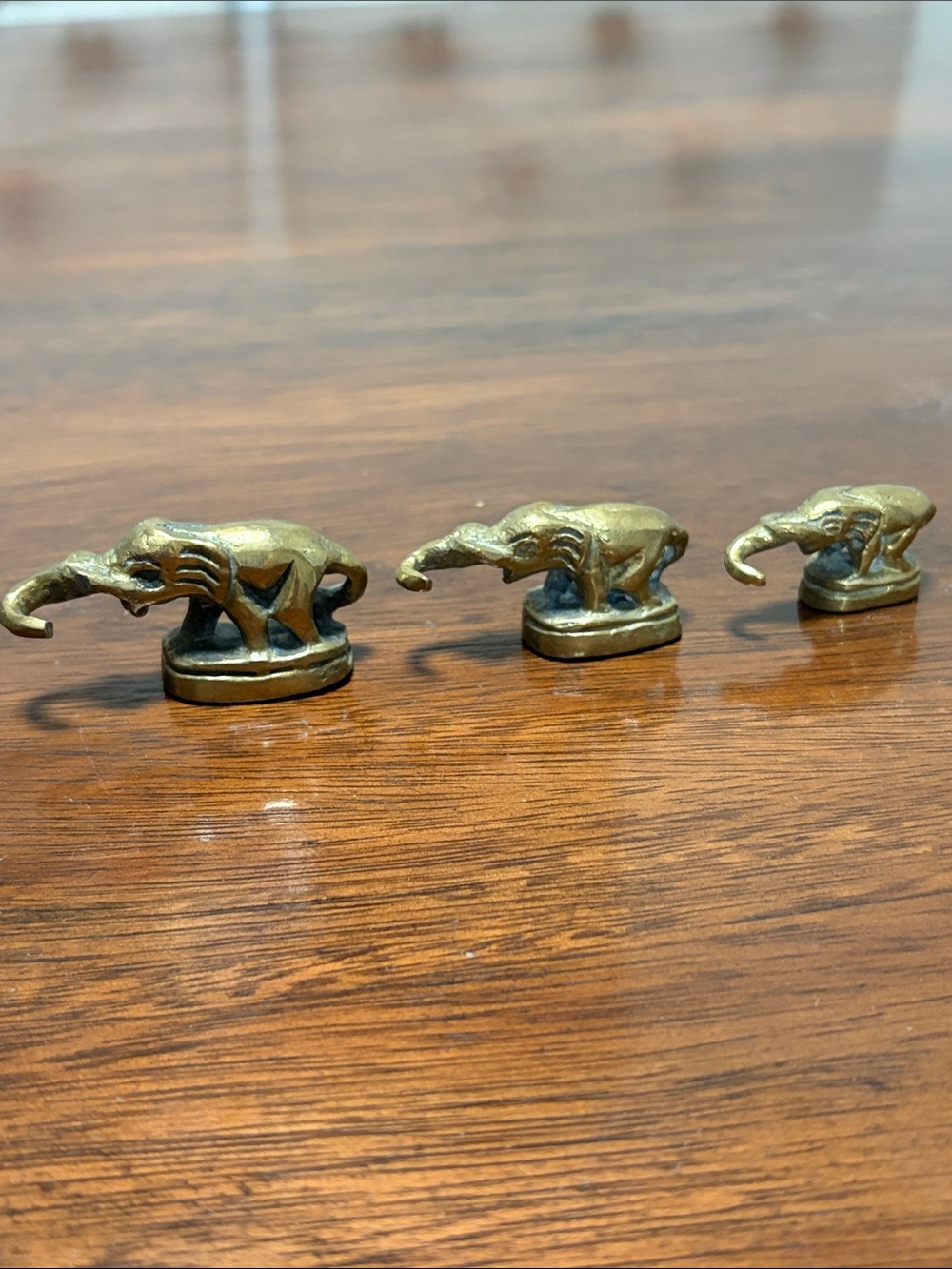 Brass Elephant Figurine Set - Gold Decorative Home Wall Accent